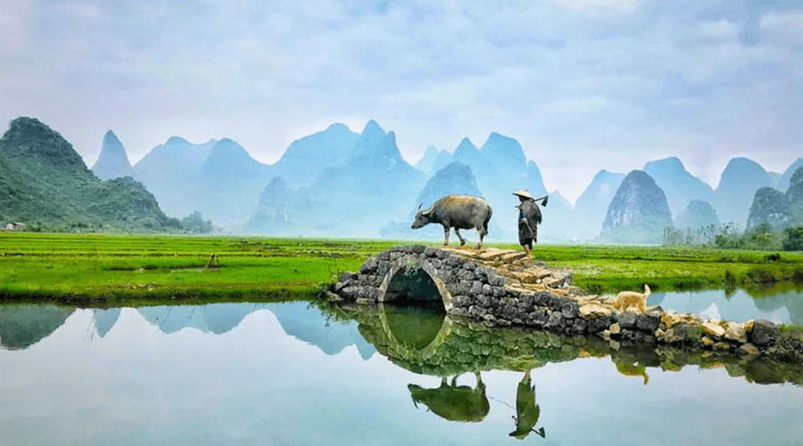 赞美桂林山水的短句有哪些 - 形容桂林山水如画的美丽句子